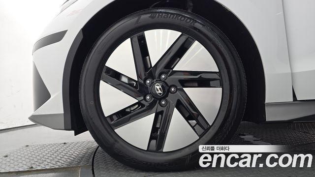 Hyundai Ioniq6 Long Range AWD Exclusive + - фото 4