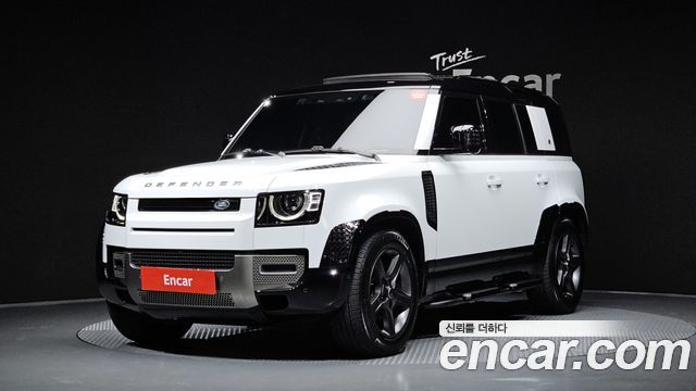 Land Rover Defender L663 110 P300 X-Dynamic SE - фото 0