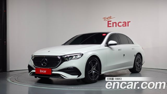 Mercedes-Benz E-Class W214 E200 AMG Line - фото 0