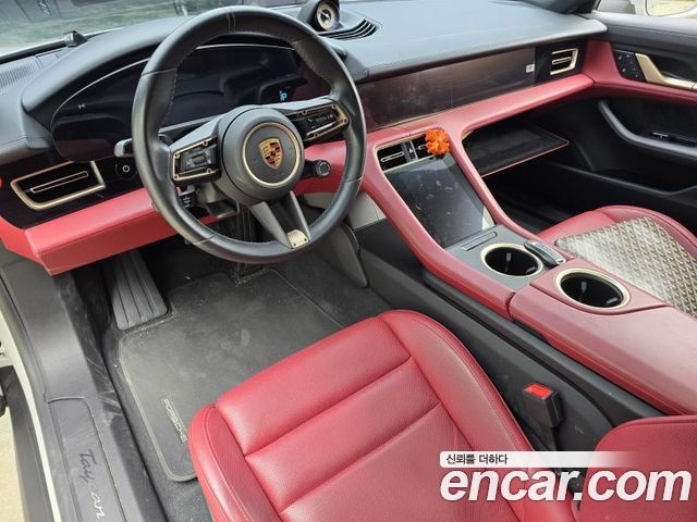 Porsche Taycan Base - фото 4