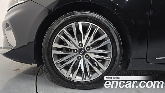 Kia K7 Premier, гибрид Noblesse - фото 4