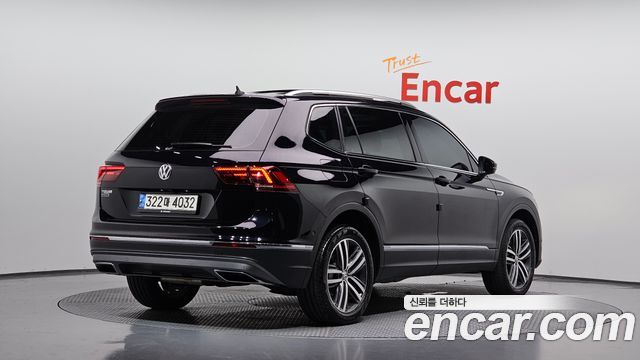 Volkswagen Tiguan Allspace 2.0 TDI Prestige - фото 1