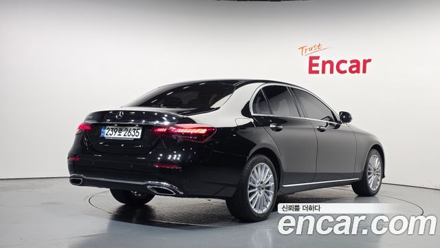 Mercedes-Benz E-Class W213 E250 Exclusive - фото 1