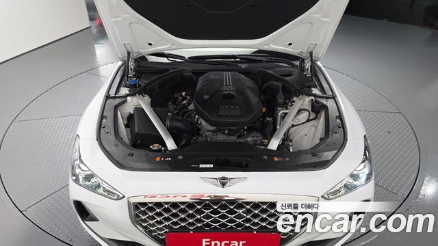 Genesis G70 2.0T Elite - фото 4