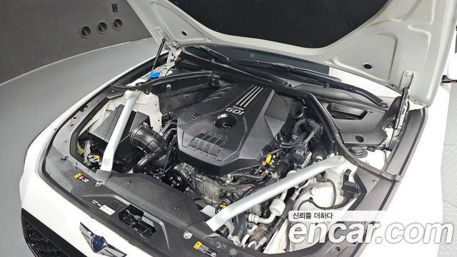 Genesis G70 2.0T AWD Sport Package - фото 4