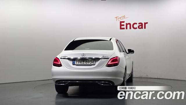 Mercedes-Benz C-Class W205 C220 d 4MATIC - фото 3