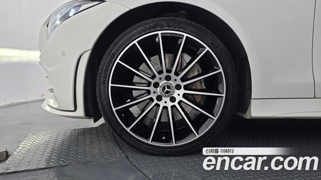 Mercedes-Benz CLS-Class C257 CLS400d 4MATIC AMG Line - фото 4
