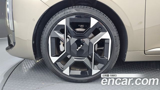 Kia K8 New 2.5 Gasoline 2WD Signature - фото 4