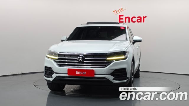 Volkswagen Touareg 3-го поколения 3.0 TDI Premium - фото 2