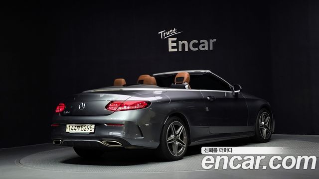 Mercedes-Benz C-Class W205 C200 Cabriolet - фото 1