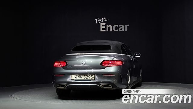 Mercedes-Benz C-Class W205 C200 Cabriolet - фото 3
