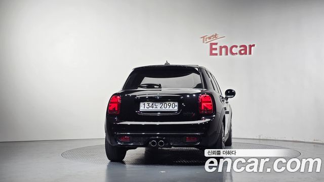 Mini Cooper S 5Door HIGH 3rd - фото 3