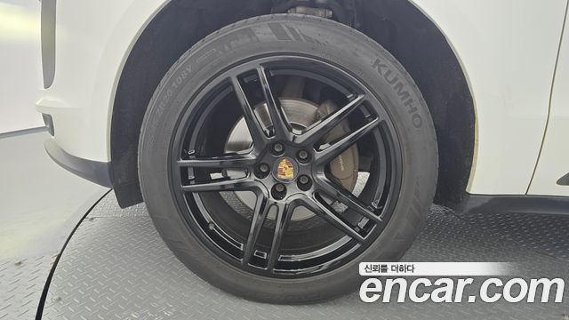 Porsche Macan 2.0 95B - фото 4