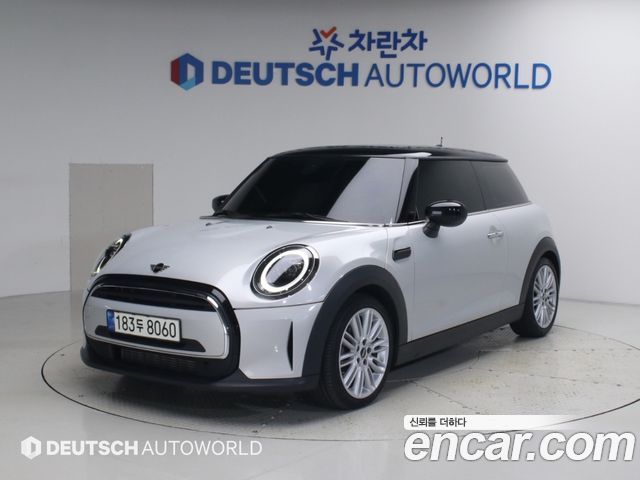 Mini Cooper Classic Plus 3rd - фото 0
