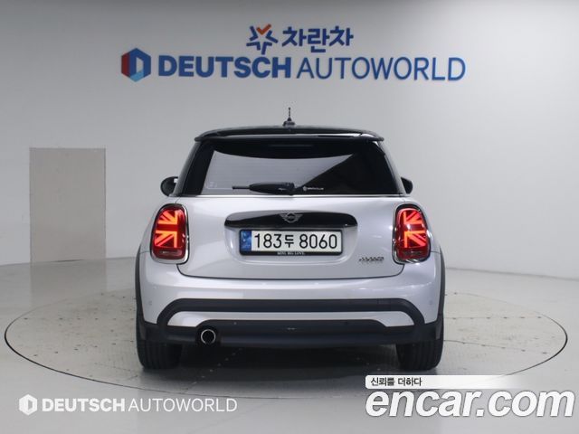 Mini Cooper Classic Plus 3rd - фото 3