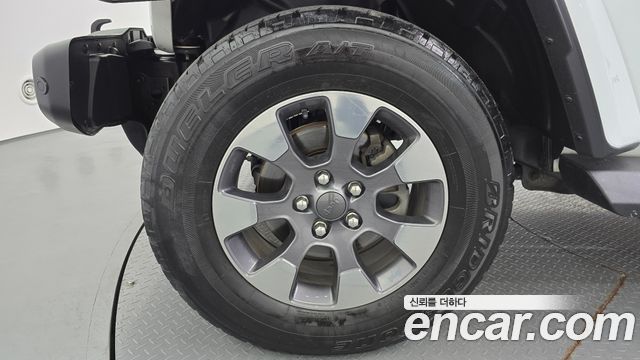 Jeep Wrangler JL 2.0 Overland 4Door - фото 4