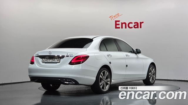 Mercedes-Benz C-Class W205 C220 d 4MATIC - фото 1