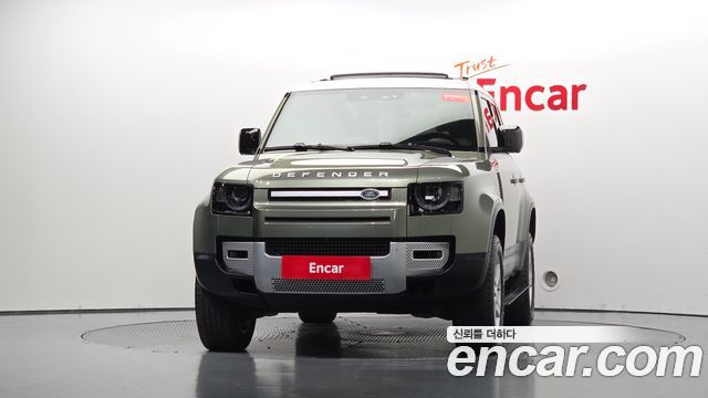 Land Rover Defender L663 110 D250 SE - фото 1