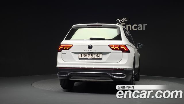 Volkswagen Tiguan Allspace 2.0 TSI Prestige - фото 3