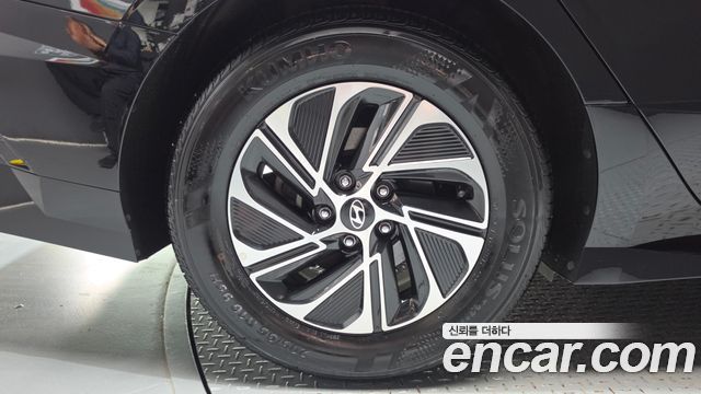 Hyundai Sonata The Edge DN8, гибрид Premium - фото 4