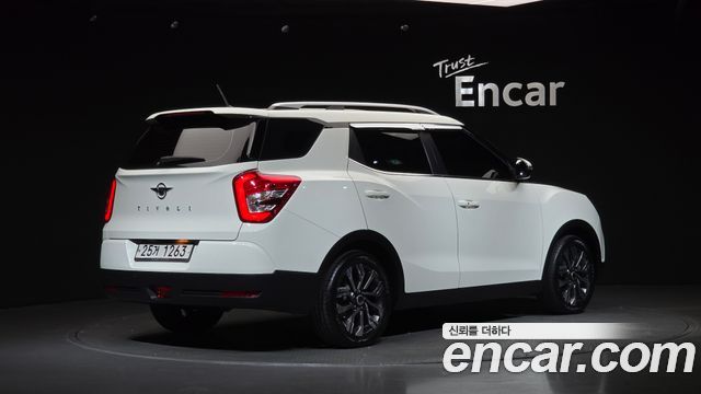 SsangYong Tivoli Air 1.6 IX 2WD - фото 1