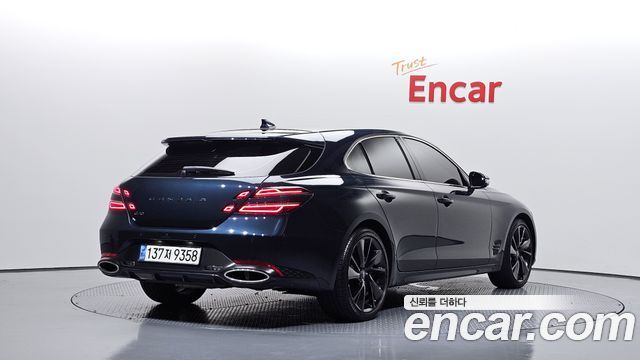 Genesis G70 New Shooting Brake Gasoline 2.0T 2WD - фото 1
