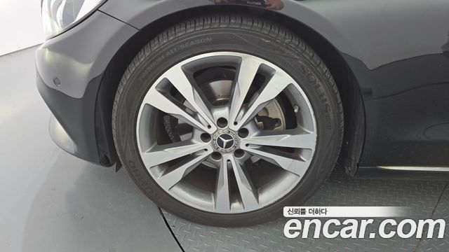 Mercedes-Benz C-Class W205 C220 d Avantgarde - фото 4