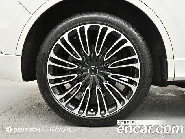 Lincoln Aviator 2-го поколения 3.0 Black Label AWD - фото 4
