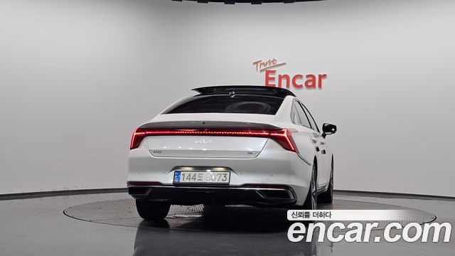 Kia K8 гибрид Noblesse - фото 2