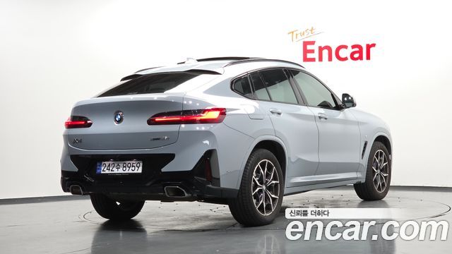 BMW X4 G02 xDrive20i M Sport - фото 1