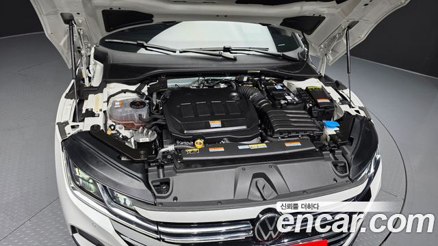 Volkswagen Arteon 2.0 TDI Presige 4Motion - фото 4