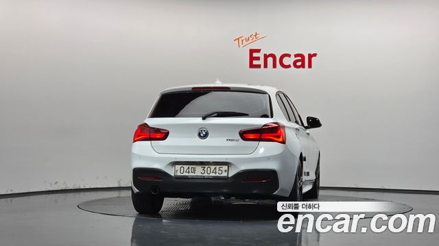 BMW 1 Series F20 118d M Sport Shadow 5 Door - фото 3
