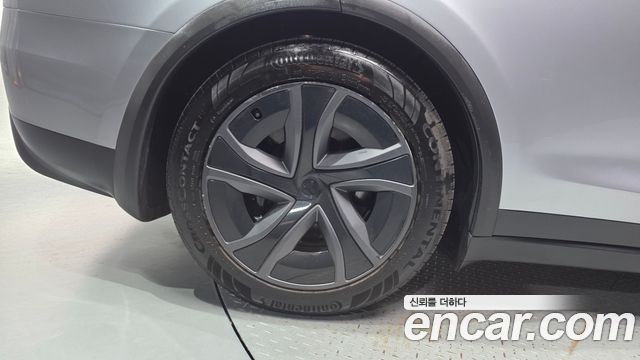 Tesla Model X AWD - фото 3