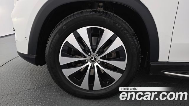 Mercedes-Benz GLE-Class W167 GLE300d 4MATIC - фото 4