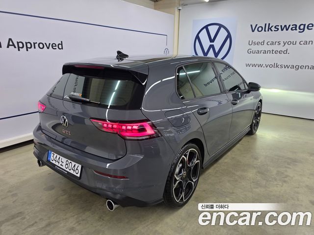 Volkswagen Golf 8-го поколения 2.0 GTI - фото 1