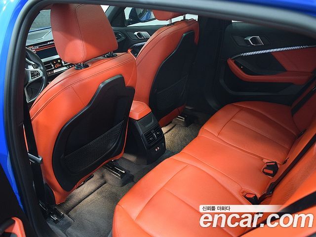 BMW 1 Series F40 120i M Sports - фото 4