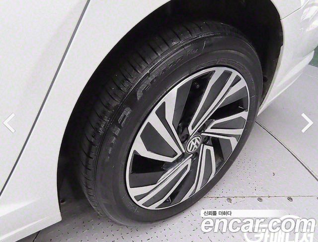 Volkswagen Jetta 7-го поколения 1.4 TSI Prestige - фото 3
