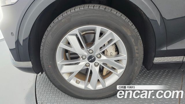 Genesis GV70 2.5T Gasoline 2WD - фото 4