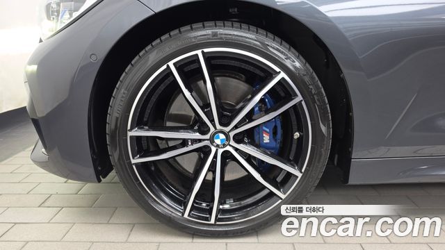 BMW 3 Series G20 330i M Sport - фото 4