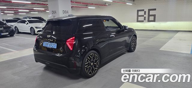 Mini Cooper Electric 4-го поколения SE Favoured - фото 1