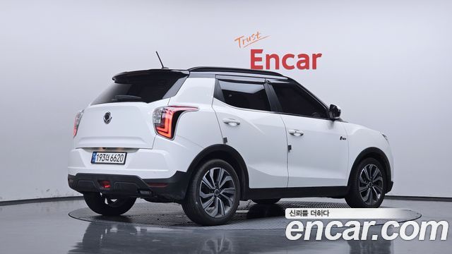 SsangYong Tivoli Gasoline 1.5 4WD V3 - фото 1