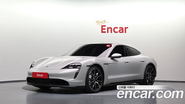 Porsche Taycan 4S - фото 0