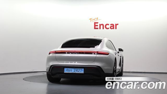Porsche Taycan 4S - фото 3