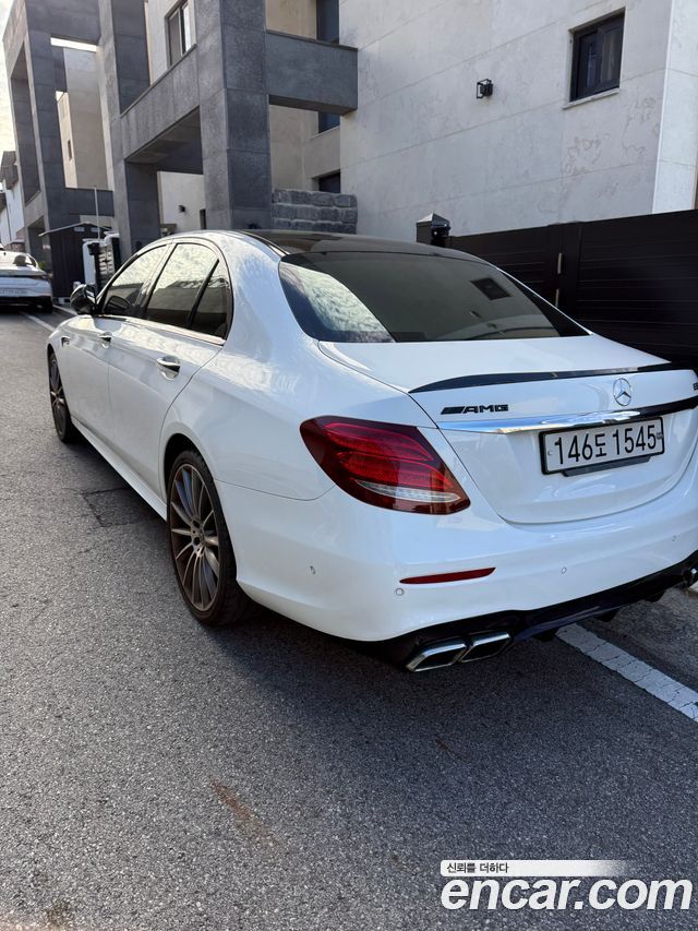 Mercedes-Benz E-Class W213 E350 4MATIC AMG Line - фото 1