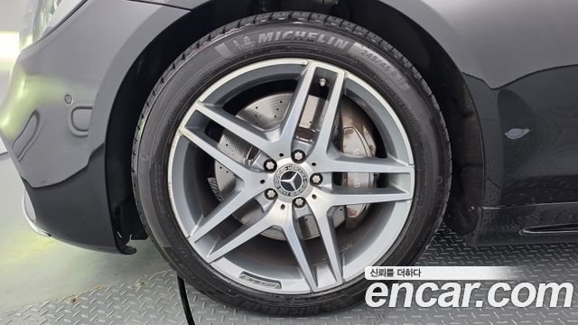 Mercedes-Benz S-Class W222 S350 d 4MATIC AMG Line - фото 4