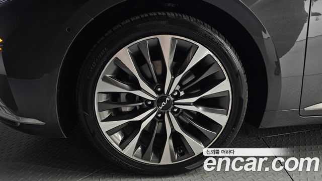 Kia K8 2.5 Gasoline 2WD Noblesse - фото 4