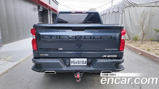 Chevrolet Silverado 5.3 - фото 3