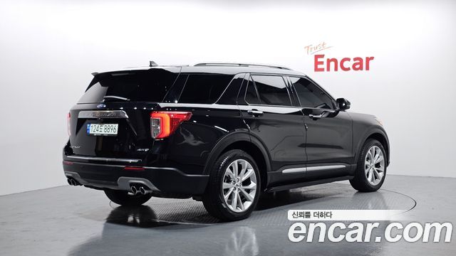 Ford Explorer 6-го поколения 3.0 Platinum 4WD - фото 1