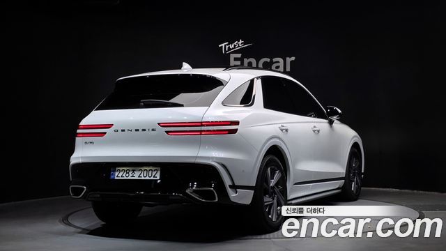Genesis GV70 2.5T Gasoline 2WD - фото 1