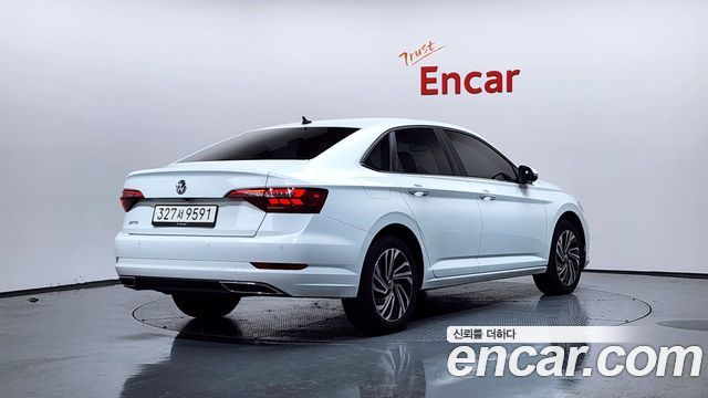 Volkswagen Jetta 7-го поколения 1.4 TSI Premium - фото 1